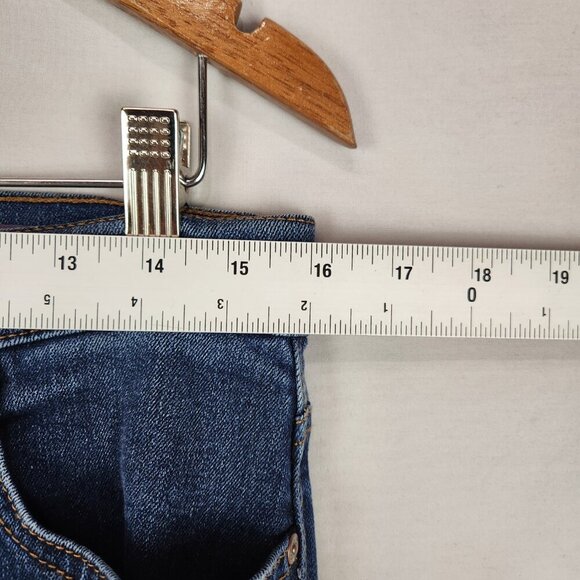 Gloria Vanderbilt Amanda Women's Stretch Denim Blue Jeans Size 12P Straight Leg - Picture 3 of 11